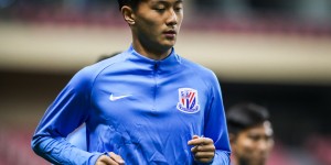 【龙八国际】东体：申花与蒋圣龙等续约坚持“双向选择”，力争实现双赢共赢