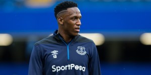 【龙八国际】米纳：在安帅麾下我曾跻身英超最佳后卫行列 最难防的前锋是C罗