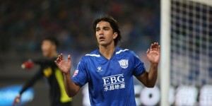 【龙八国际】36岁玻利维亚前锋莫雷诺下月将退役，曾效力亚泰等3支中超球队