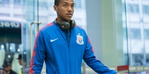 【龙八国际】艾迪：今天这场其实还好，我跟蒋圣龙分配工作蛮平均的