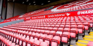 【龙八国际】一共有57158人现场观看双红会，创利物浦主场近60年来上座纪录