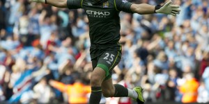 【龙八国际】曼城发文祝福哈特，他为球队出战348次赢得5座奖杯