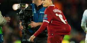 【龙八国际】索博单场5射1球+9对方禁区内触球+5造机会，上一位红军球员是库鸟