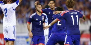 【龙八国际】香川真司：冈崎慎司退役让我感到寂寞，荣幸和他同一个时代踢球