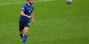 【龙八国际】罗体：博努奇已回到意大利度假，他希望能敲定加盟罗马