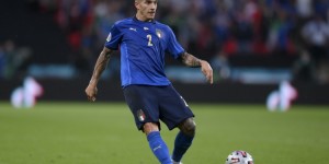 【龙八国际】罗体：迪洛伦佐给孔蒂打电话，重申了想离开那不勒斯的愿望