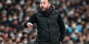 【龙八国际】德泽尔比：很多记者报道并不公正我不会妥协 我和布莱顿还有合同