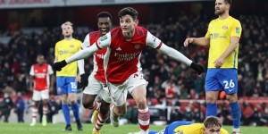 【龙八国际】罗马诺：尤文引进帕蒂诺暂无进展，球员明年与枪手谈未来