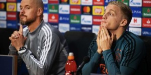 【龙八国际】镜报：滕哈赫曾为范德贝克鸣不平，但执教曼联后也没给什么机会