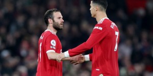 【龙八国际】马塔：C罗的到来让我再留曼联一个赛季 因为我觉得他能带球队夺冠