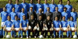 【龙八国际】聊起颜值，足坛你首先会想到谁？卡卡、小贝、圣克鲁斯还是…