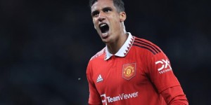 【龙八国际】记者：曼联愿为瓦拉内提供降薪续约，不愿维持目前的34万英镑周薪