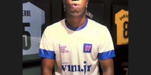 <?php the_title(); ?>