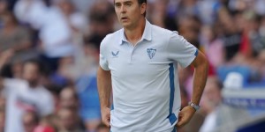 【龙八国际】法尔克透露拜仁新帅候选：洛佩特吉、施密特、滕哈赫、德泽尔比