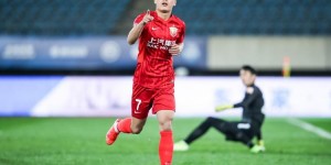 【龙八国际】中超官方首轮最佳候选：武磊、克雷桑、路易斯等5人入选