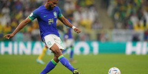 【龙八国际】巴西足协官方：加布里埃尔受伤退出本期集训，布雷默入替