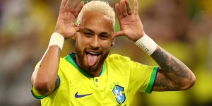 【龙八国际】内少已成老将！内马尔迎33岁生日：生涯719场439球279助攻+28冠