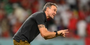 【龙八国际】恩里克：队医评估那是一次有危险的碰撞，能理解穆基勒想继续比赛