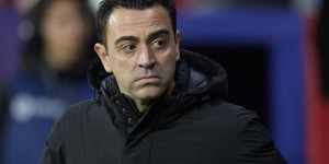 【龙八国际】阿斯：西超杯决赛中场休息时，哈维在更衣室几乎没有任何反应