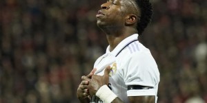 【龙八国际】西媒：维尼修斯战马洛卡将替补登场，卡马文加已康复仍需等待