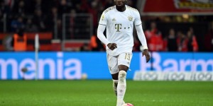 【龙八国际】最后谈判?德天空：拜仁开总价1300万欧年薪，但戴维斯要2000万