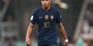 【龙八国际】老雷：姆巴佩比梅罗差远了 支持英格兰球员击败他获得欧洲杯最佳