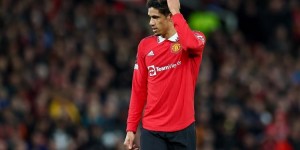 【龙八国际】曼晚：曼联的续约工作非常出色，现在要做的是出售球员