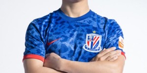 【龙八国际】新民晚报：崔麟热身赛伤愈复出，让申花在左路的攻防选择厚实很多