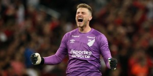 【龙八国际】罗体：本托只想加盟国米，国米或1500万欧签他担任索默临时替补