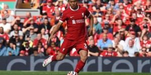 【龙八国际】远藤航：克洛普希望我早点归队让我很开心，我想带着冠军回去