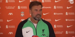 【龙八国际】渣叔：曼联11月表现都很好 他们还能全出问题不成？7-0一生就1次