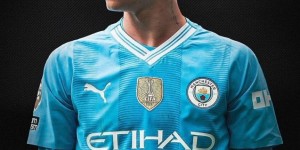 【龙八国际】客战埃弗顿！曼城下场比赛将身穿世俱杯冠军版球衣出战