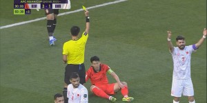 【龙八国际】?孙兴慜假摔！马宁明察秋毫果断向他出示黄牌！本场第7黄！