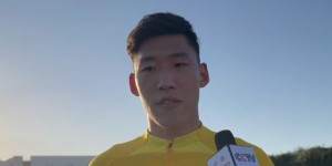 【龙八国际】【直播吧在现场】朱辰杰：明天全力争胜，训练中感受到大家很有信心