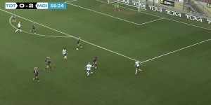 【龙八国际】加油！王霜第63分钟替补登场，英女超首秀对阵曼城女足！