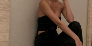 【龙八国际】【社交秀】乔治娜30岁身材依旧 托纳利女友性感自拍