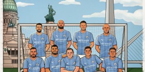 【龙八国际】曼城三冠王奖杯巡展来到阿根廷，球迷排长龙&做小蜘蛛手势?️