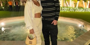 【龙八国际】梅西更新Ins晒出一家人合照