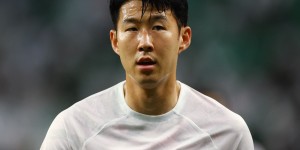 【龙八国际】久保建英6000万亚洲一哥！31岁孙兴慜&27岁金玟哉身价跌至4500万