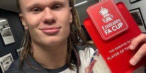 【龙八国际】五子登科！哈兰德当选足总杯曼城6-2卢顿一役MVP