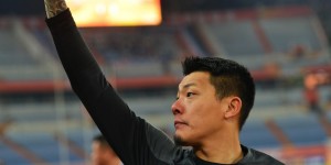 【龙八国际】王大雷当选第2轮最佳球员，恭喜大雷，继续加油！