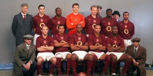 【龙八国际】复古&雅致！来看看世纪之初的阿森纳，你能认出所有人来吗？