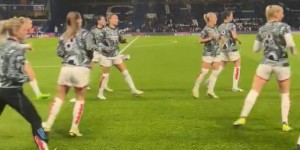 <?php the_title(); ?>