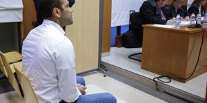 【龙八国际】就是没钱！阿尔维斯尚未筹集到100万欧元保释金 今天将在监狱过夜