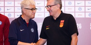 【龙八国际】40年不胜国足！新加坡主帅：对中国队的唯一目标就是取胜！