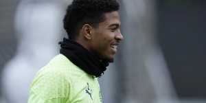 【龙八国际】Here we go！罗马诺独家：伯恩利免签22岁埃因霍温右后卫桑博