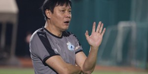 【龙八国际】记者谈范志毅执教铁人内幕：由于其他合同在身，无法全身心投入