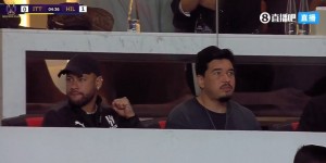 【龙八国际】躺拿一冠？沙超杯决赛新月开场5分钟进球，内马尔看台握拳庆祝