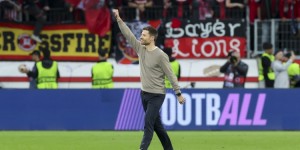 【龙八国际】小猪祝贺药厂：统治了本赛季德甲，在阿隆索带领下取得了显著进步