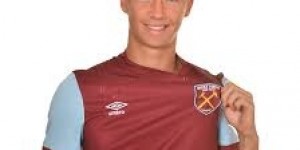 【龙八国际】英媒：西汉姆联一年轻球员在自己英超首秀重伤，现已苏醒